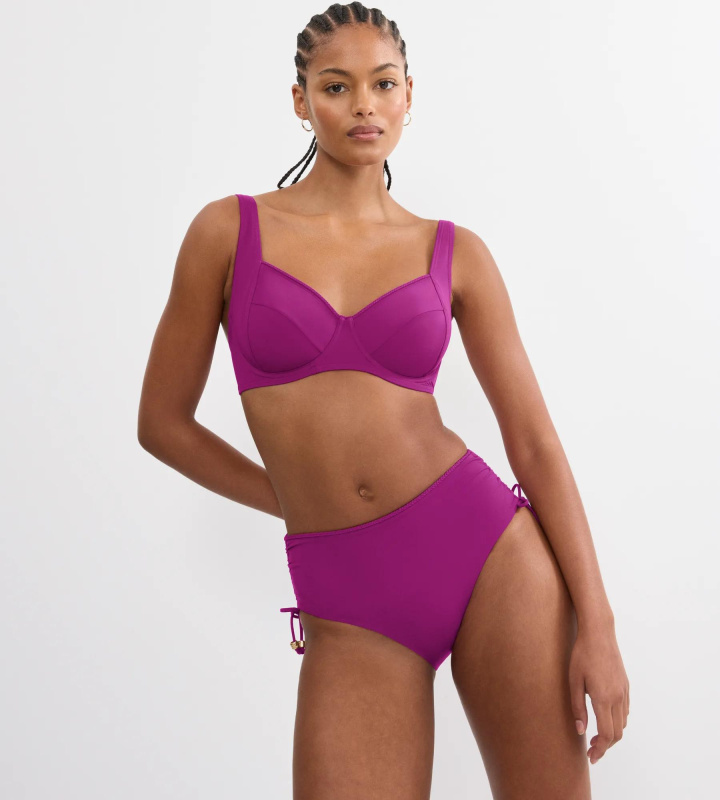 SUMMER TWIST - Minimizer podprsenka s kosticemi — zmenšující střih Triumph RASPBERRY JUICE 42D