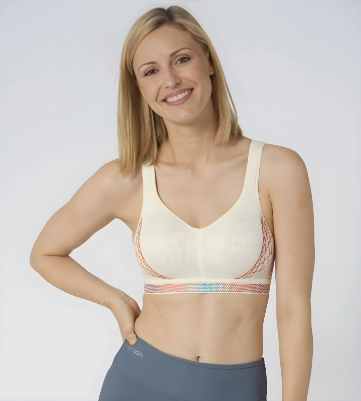 Sportovní podprsenka Triaction Cardio Cloud P EX - Triumph černá (0004) 085F