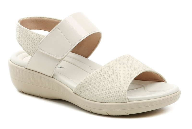 Piccadilly 239016-39 béžové dámské sandály šíře K EUR 38