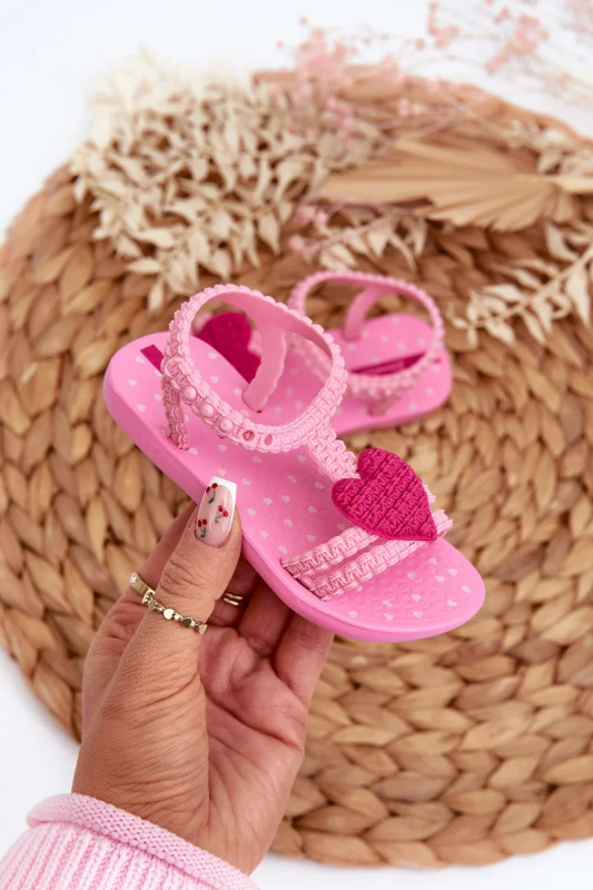 Dětské sandály se srdcem 81997 Ipanema My First Baby Pink Velikost: 21