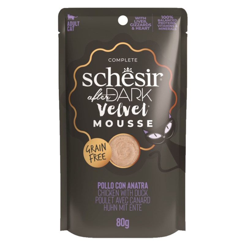 SCHESIR After Dark Velvet Mousse kapsička pro kočky kuře a kachna 80 g