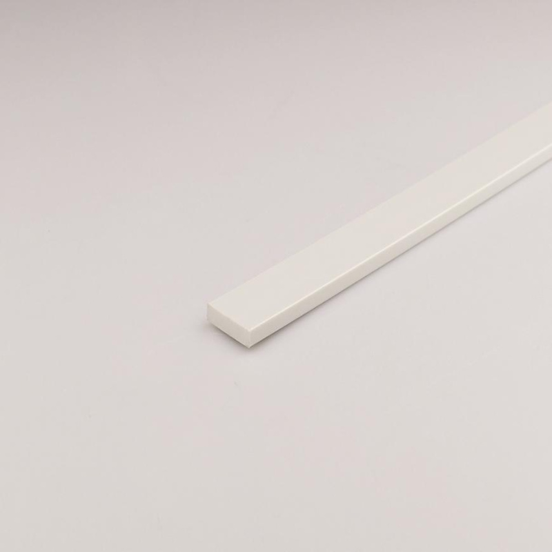 Profil plochý PVC bily lesk 3x13x1000
