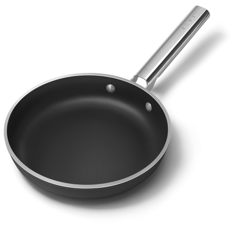 Smeg Pánev s nepřilnavým keramickým povrchem, ∅ 28 cm, matná černá FPF2802BLM