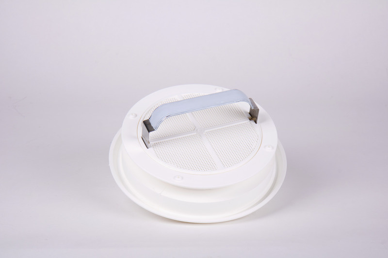 Výstup vzduchu Ø243 mm, výřez ve střeše 165 mm