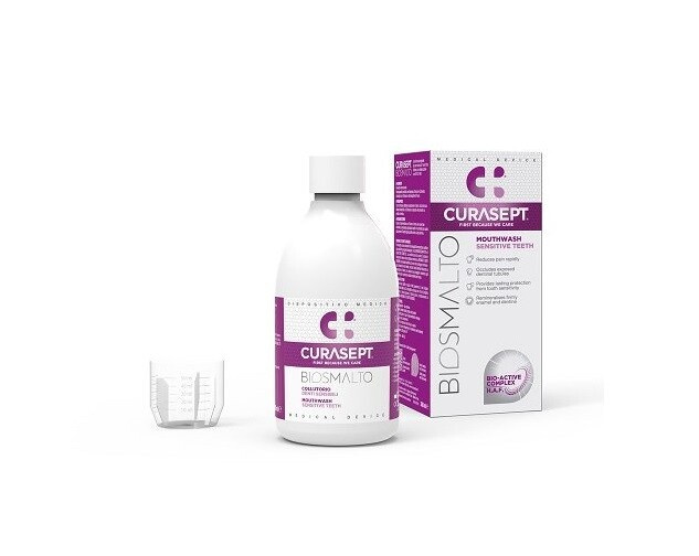 Curasept Biosmalto Sensitive Teeth zklidňující ústní voda 300 ml