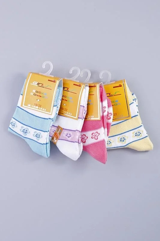 Dívčí ponožky 4 pcs G50820D vícebarevná - Gemini vícebarevná 19-22