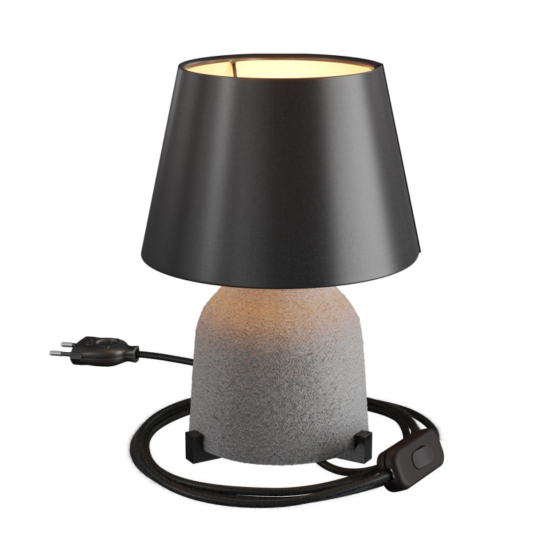 creative cables Keramická stolní lampa vaso se stínidlem Impero, s textilním kabelem, vypínačem a dvoupólovou zástrčkou Barva: Efekt beton-černá