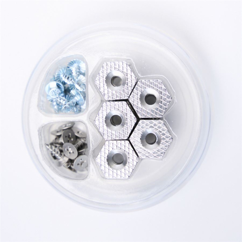 Grundéns sada hrotů hexagrip cleat & stud puck pack silver