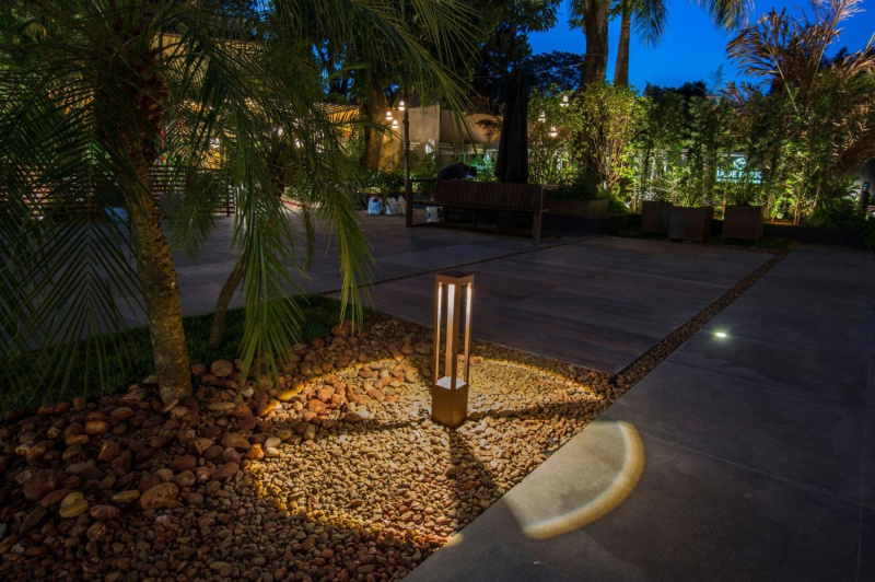 AGRA 650 sloupková lampa, rezavá - FARO