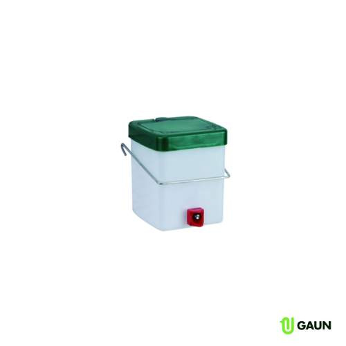 Horizontální napáječka s objemem 0,5 l pro ptactvo