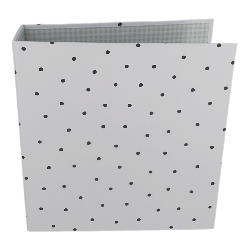 Album na scrapbooking 21×22,5cm - bílé s tečkami