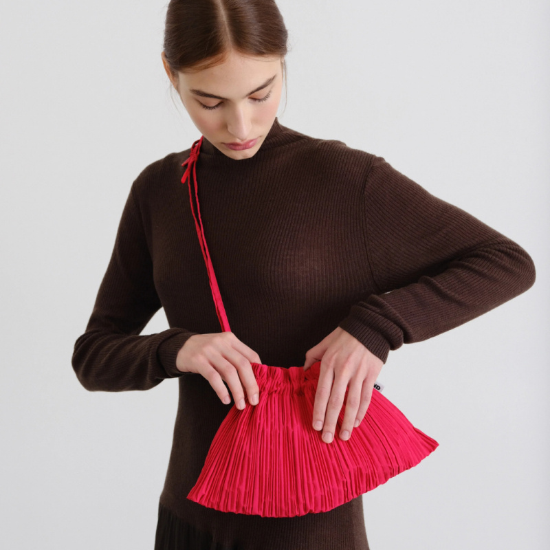 ÖLEND Kabelka Shell - Red