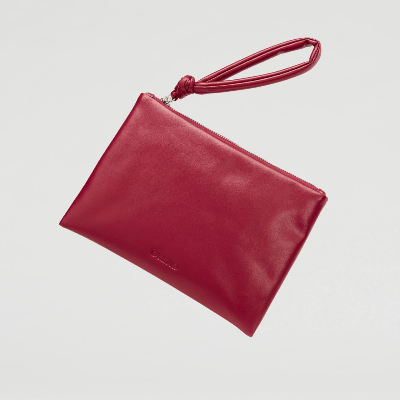 ÖLEND Pouzdro Vegan Leather - Cherry Red / Large