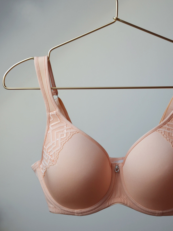 Vyztužená podprsenka DreamBra Right Angle Timo 041807 Barva: Černá, Velikost: 75H