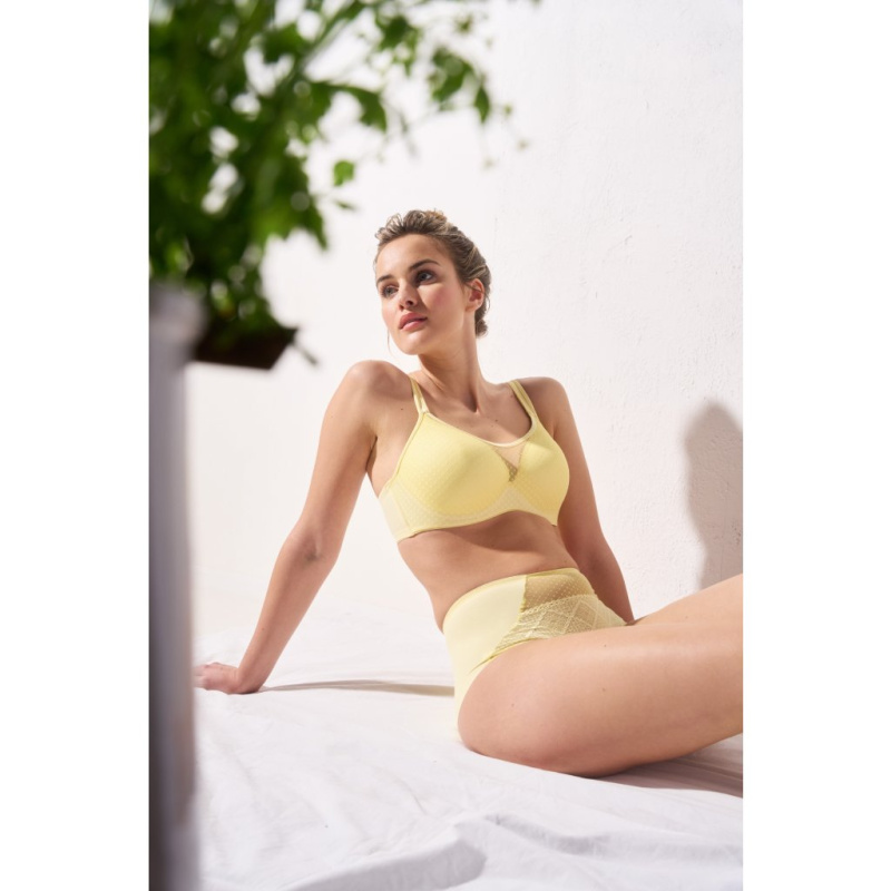 Vyztužená bezešvá podprsenka NettieBra Fruity Loop Timo 042843 Barva: Červená, Velikost: 75K