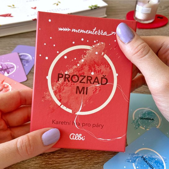 Prozraď mi - karetní hra pro páry Albi