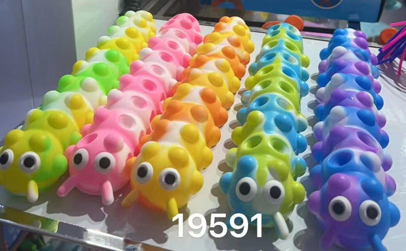 Mačkací housenka 26 cm