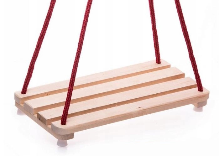 Dřevěná houpačka s přírodní sedací deskou