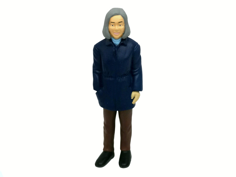 Figurka muže v bundě 12,6 cm