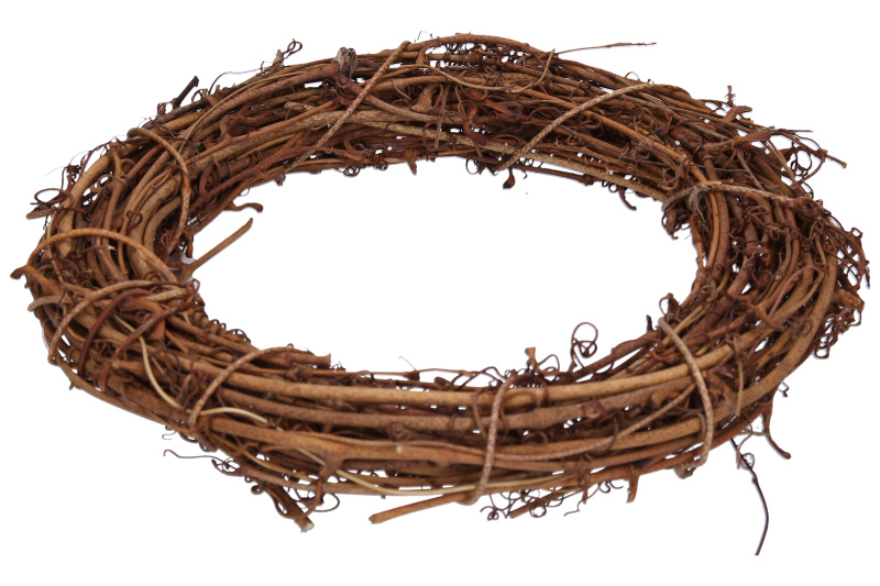 Věnec dekorační z ratanu o průměru 20 cm