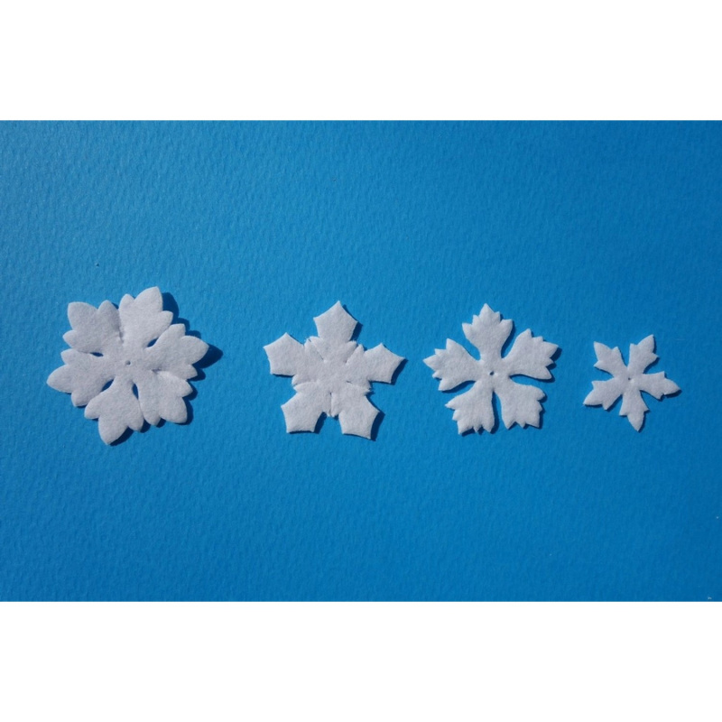 BD-Tova Plstěné hvězdičky různé barvy 110 mm, 1 ks