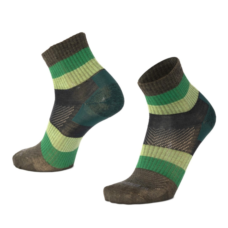 ORLIK RIBBON kotníkové pruhované merino ponožky Moose zelená XXL