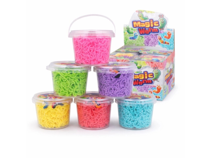 Interaktivní hra Červi v tubě pro děti