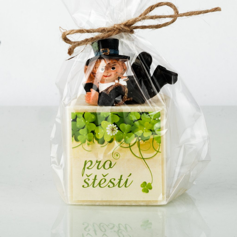 Přírodní vonná svíčka palmová - AROMKA - Dárkové balení pro štěstí - Kostka a socha kominíka Vůně: Měsíček Lékařský