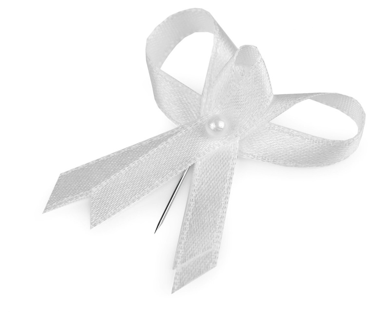 TextilCentrum Svatební mašlička – vývazek bílý satén s perličkou a špendlíkem, šířka 35mm (ruční výroba)