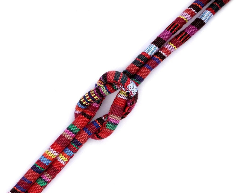 Textil Soldán Šňůrka kulatá s výplní 310199/2, indiánský motiv, červená, průměr 6mm (šňůra na metry)