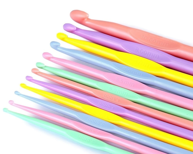 Stoklasa Háčky na háčkování plastové 040235, sada 12 velikostí, 15cm