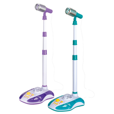 Stojací mikrofon pro mladé hvězdy