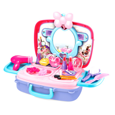 Dětský kosmetický set v kufříku
