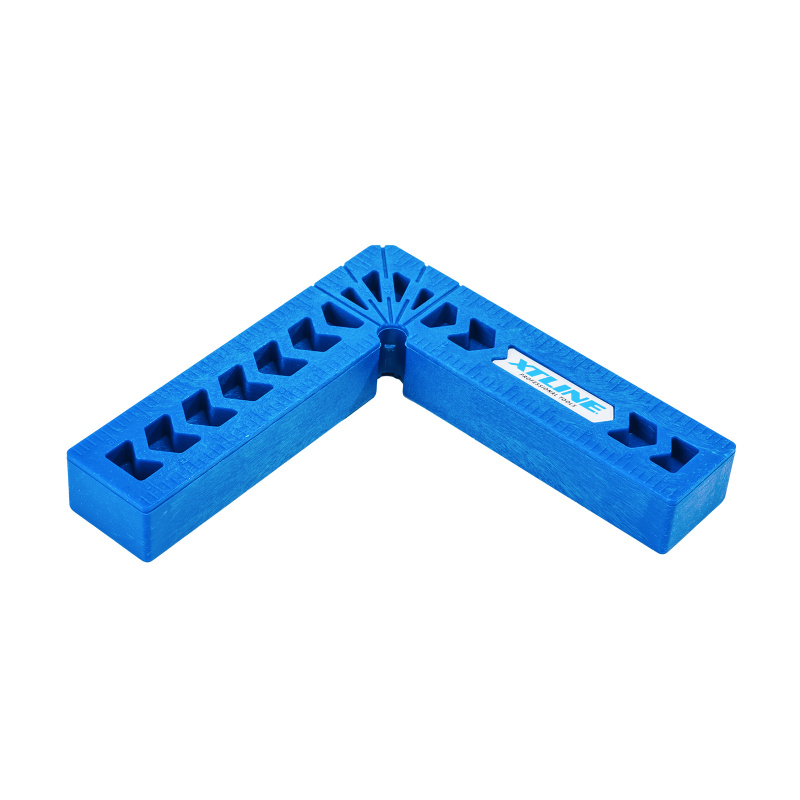 Úhelník XTLINE montážní plastový 100x100 mm XT130105