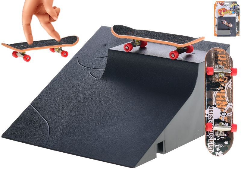 Prstový skateboard s rampou 9,5 cm