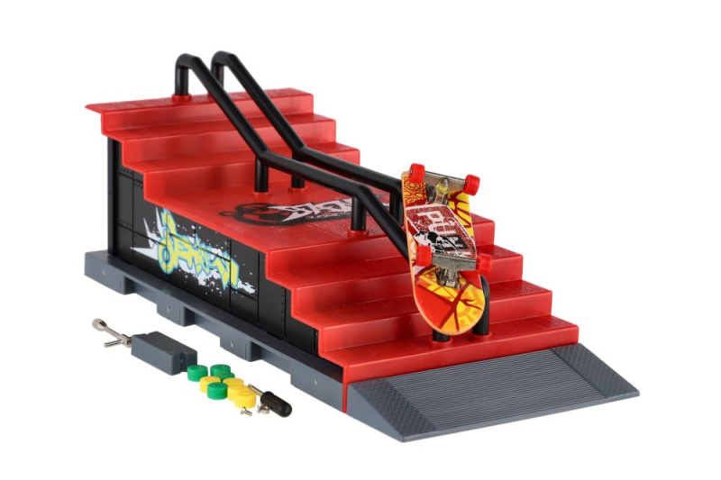 Skatepark - skateboard prstový šroubovací s rampou plast 8cm s doplňky mix druhů v krabici 28x18cm