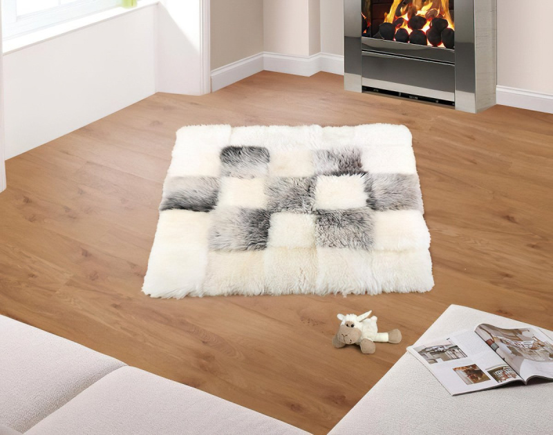 Bellatex Ovčí kožešina / vlněný koberec EVROPSKÉ MERINO ČTVEREC ŠACHOVNICE, bílá, 100x100cm