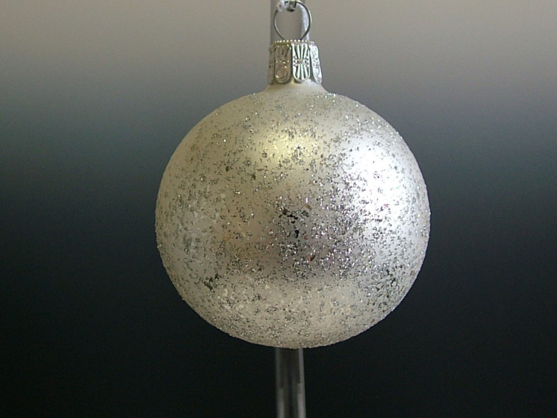 Vánoční skleněné koule 7cm, hladké, bílé, mat, hubkovaný dekor, 6ks