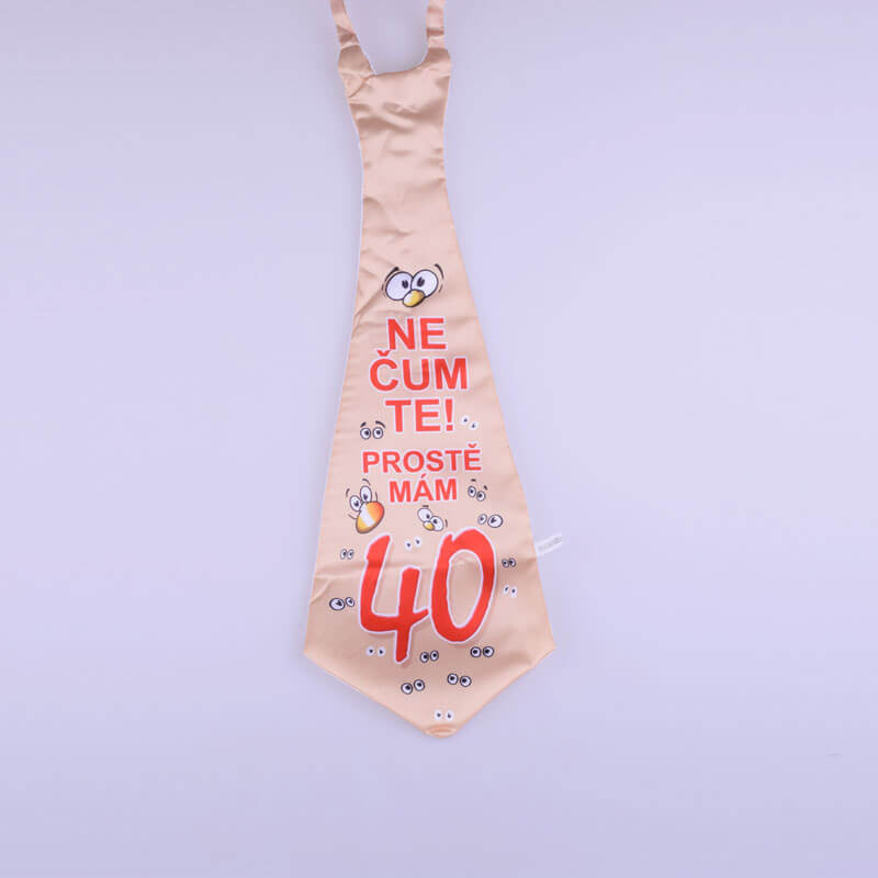 Narozeninová kravata ke čtyřicítce