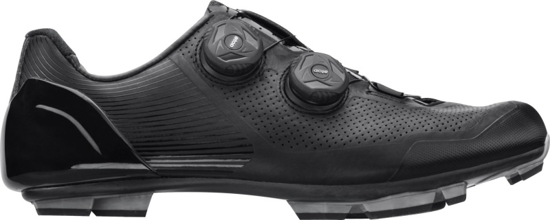 tretry FORCE MTB WARRIOR CARBON, černé Velikost: 42
