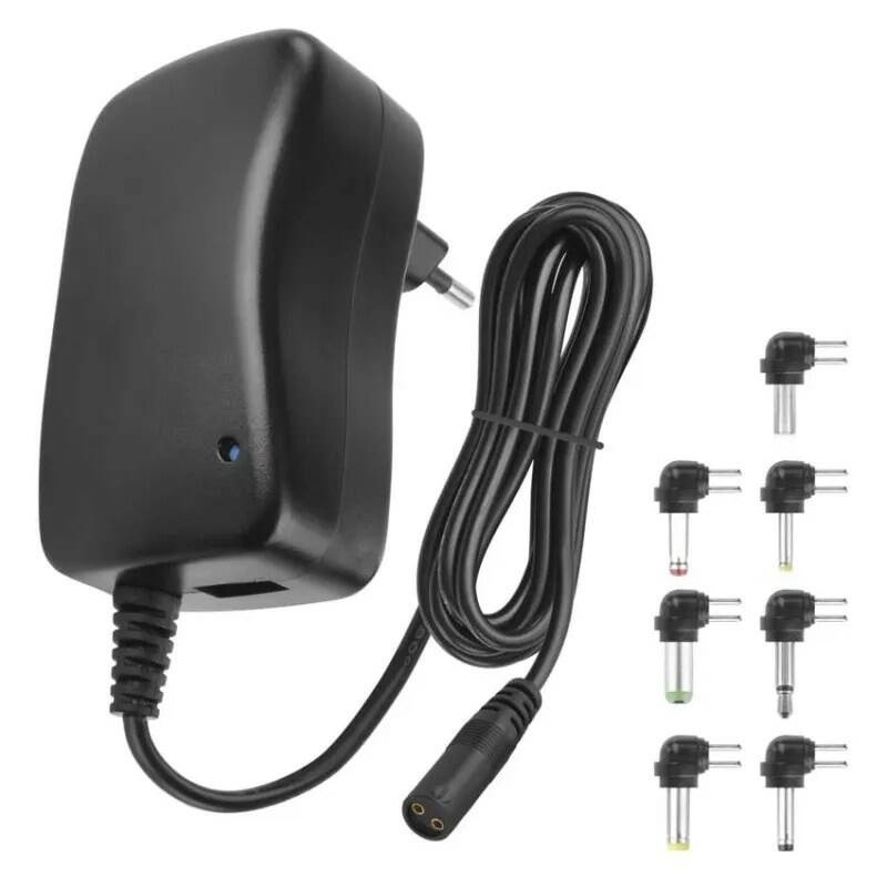 UNIVERZÁLNÍ NAPÁJECÍ ZDROJ 3-12V / 1500mAh