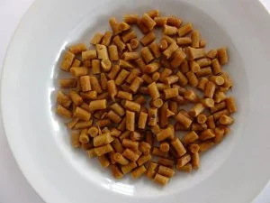 SALAČ SUŠENÉ MASO Tyčinka kuřecí 2 cm-100g