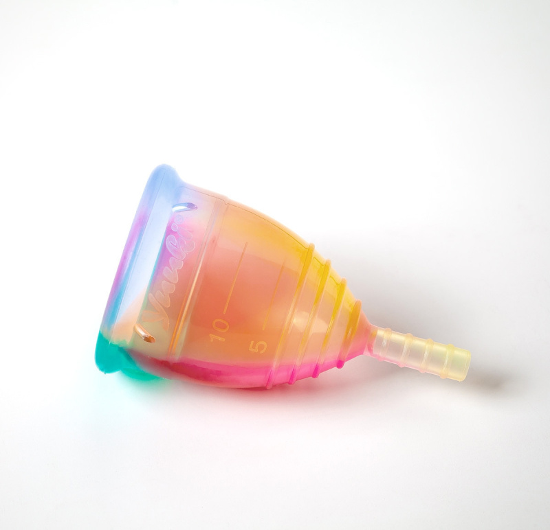 Yuuki Menstruační kalíšek Rainbow Jolly Soft ECONOMIC Velikost: menší (vhodný pro ženy před porodem)