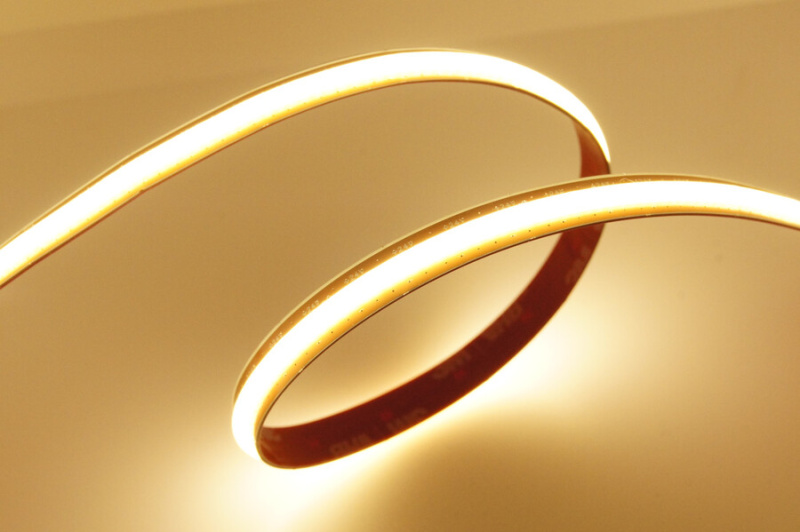 LED pásek COB, FREECUT, 2700-6000K, Ra>90, 10W, 24VDC, 8mm, 528LED/m Teplota světla: 3000K