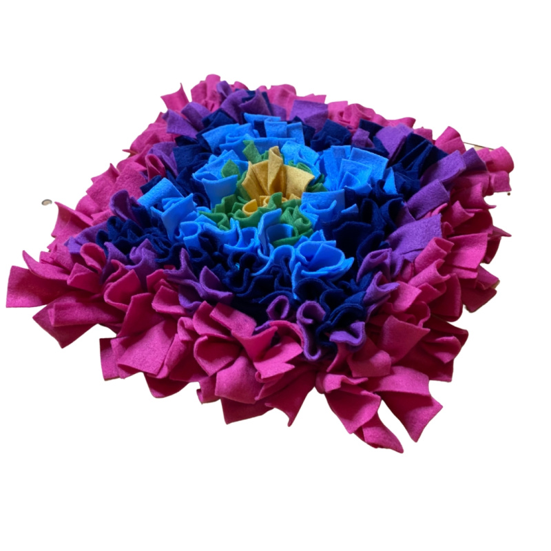 Čmuchacíkoberečky.cz® Čmuchací kobereček extra hustý BAREVNÝ TERČ 882/60X