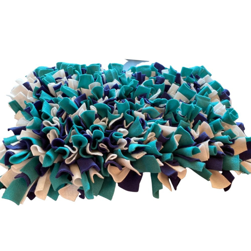 Čmuchacíkoberečky.cz® Čmuchací kobereček extra hustý MODRO-BÍLO-TYRKYSOVÝ 182/30X