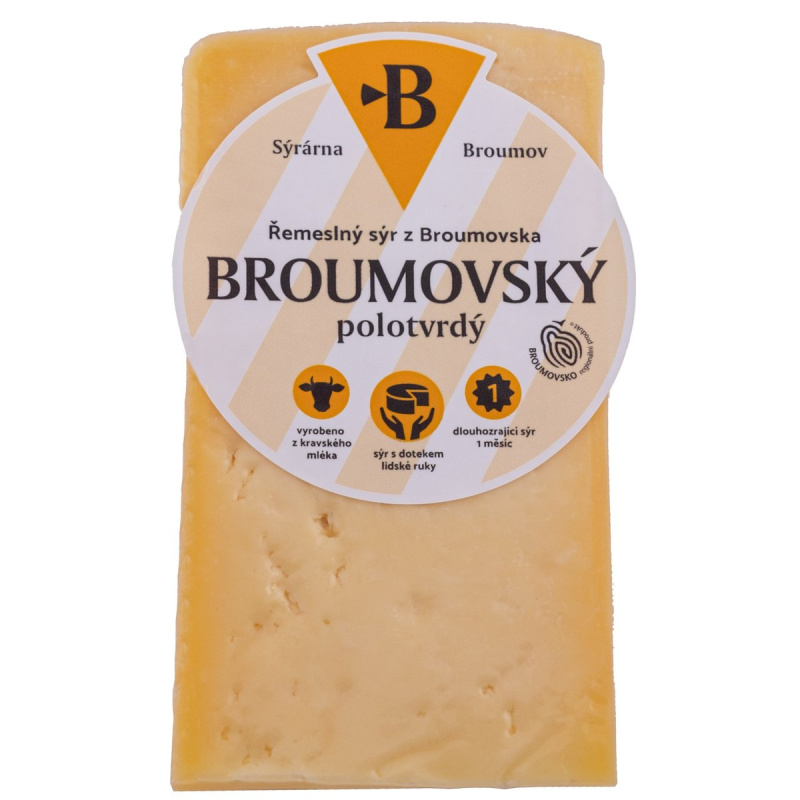 Sýrárna Broumov Polotvrdý Broumovský sýr výseč