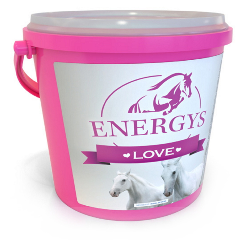 Pamlsky pro koně Energys Love 2 kg