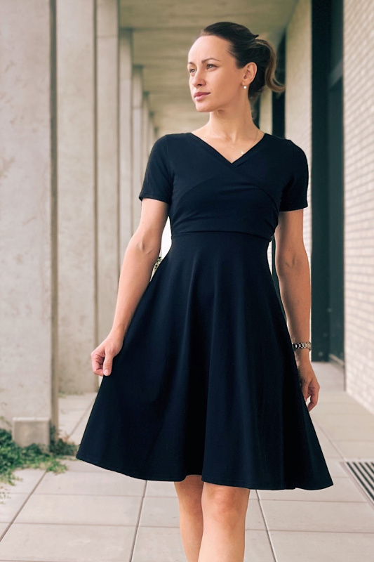 Krásná mamka Kojicí šaty Grace s vázankou biobavlna+modal black Velikost: XL