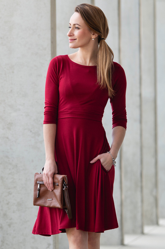 Krásná mamka Celoroční kojicí šaty Amalie s kapsami VÍNOVÉ Velikost: S